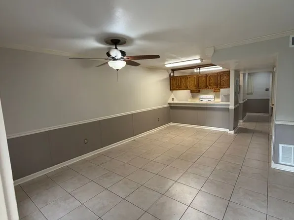 7652 Bles Ave, 7652 Audubon Lakes Dr #2, Baton Rouge, LA 70810