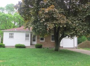 2320 5th St, East Moline, IL 61244