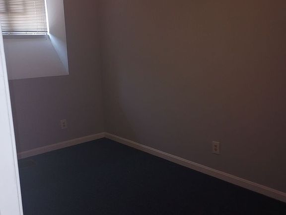 3rd image of 1524 W Market St APT 3