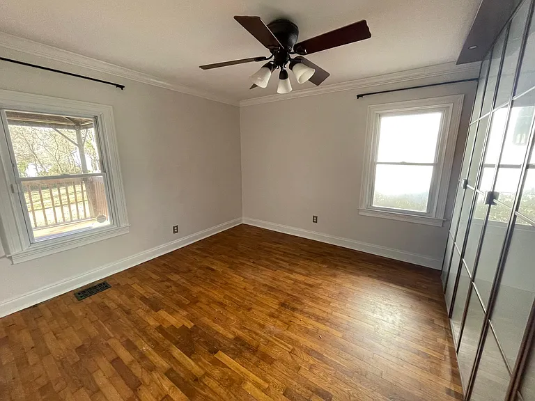 156 Murray Hill Ave — Photo 4