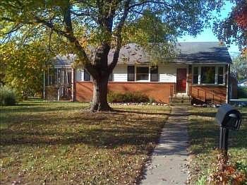 1st image of 1906 Bandera Dr