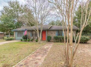 5533 Woodcrest Dr, Milton, FL 32583