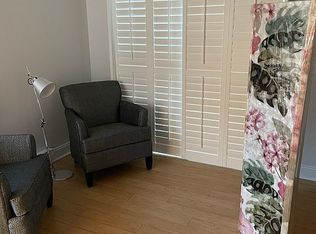 230 Gosnold St #8C, Hyannis, MA 02601