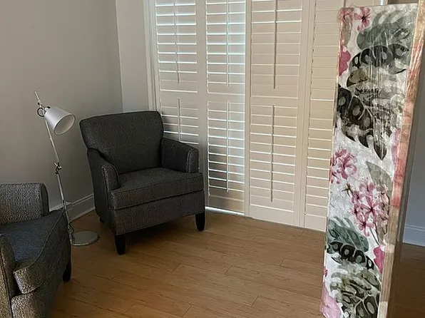 230 Gosnold St #8C, Hyannis, MA 02601