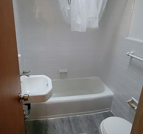 5th image of 111 Devereaux Ave Floor 1
