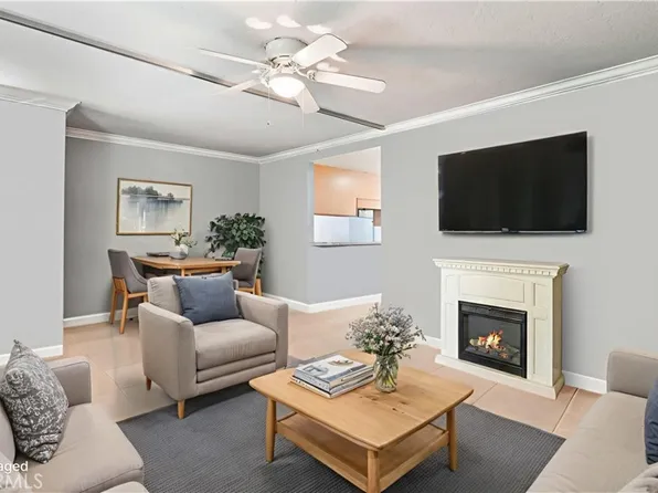 13722 Red Hill Ave APT 86, Tustin, CA 92780