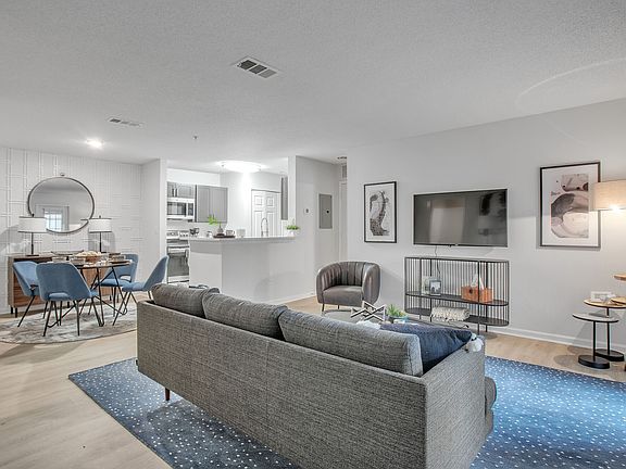 3rd image of 1861 Stella Ln #412