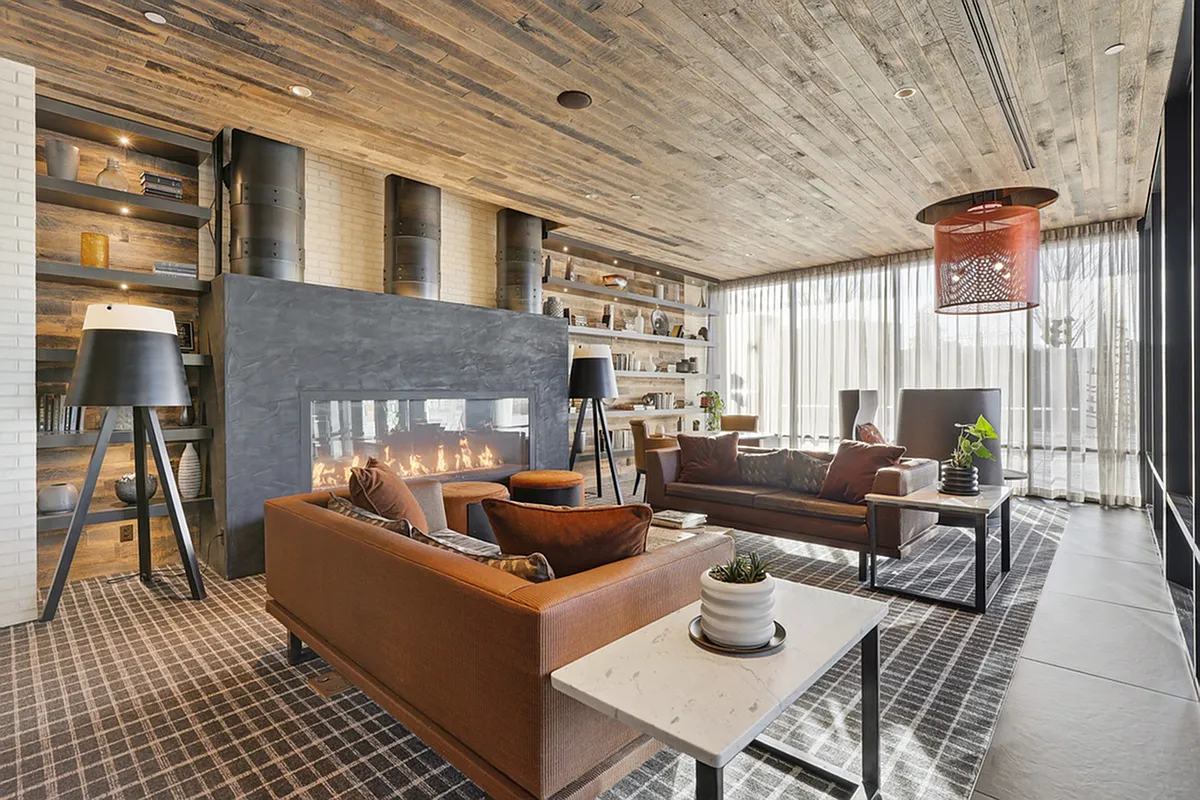 Eastside Bond — Photo 4