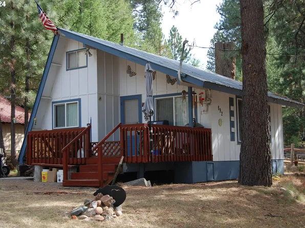 892 NW Cracker St, Sumpter, OR 97877