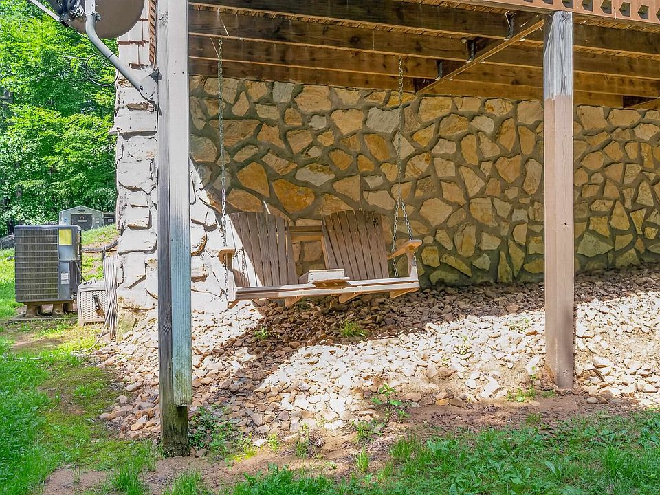 26th image of 1313 Grinders Mill Rd