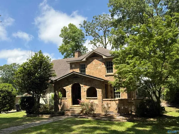 202 Uriah Ave, Gadsden, AL 35904