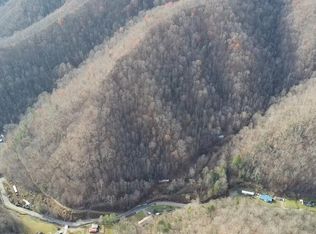 1067 Red Dog Rd, Grundy, VA 24614