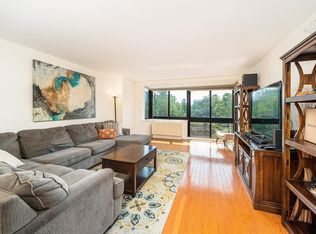700 Grove St APT 4L, Jersey City, NJ