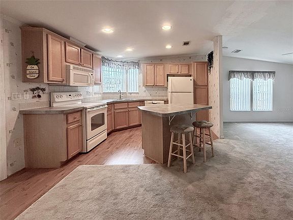 4th image of 225 S PORT ROYAL LANE