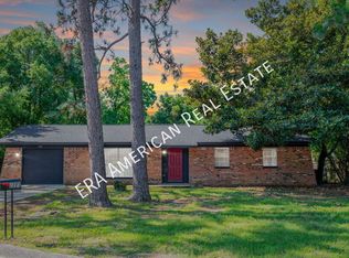 1221 Albuquerque Cir, Pensacola, FL 32505