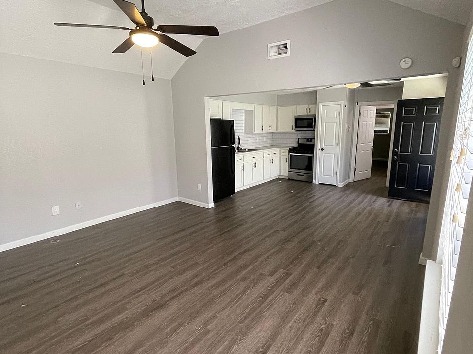 1st image of 13839 Northlake Dr