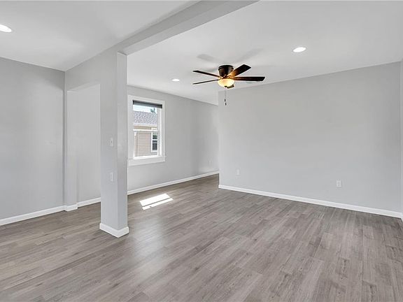 5th image of 826 Avenue B