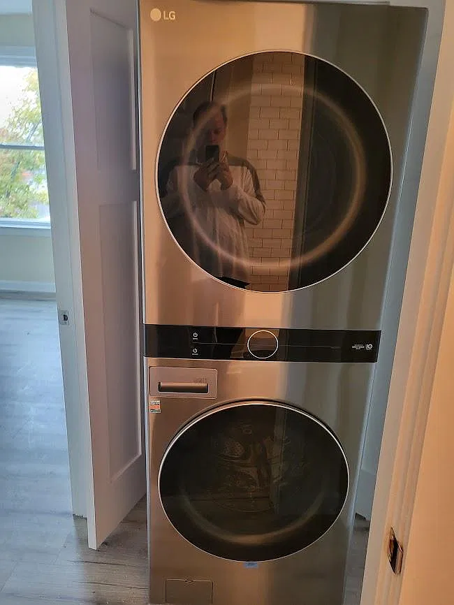 1 bed, 1000 sqft, $1,625 — Photo 2