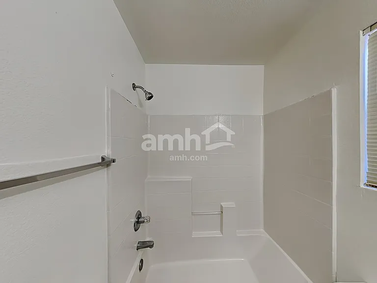 1576 E Orchid Ct — Photo 17
