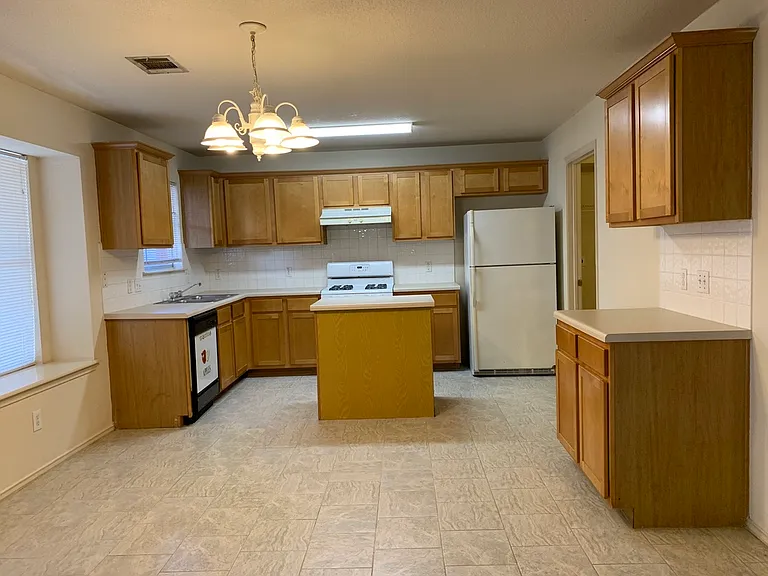 1016 Sweet Melissa Dr — Photo 10