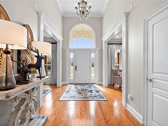 2nd image of 5710 Spring Landing Dr