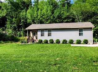 2492 Dry Creek Rd, Waverly, TN 37185