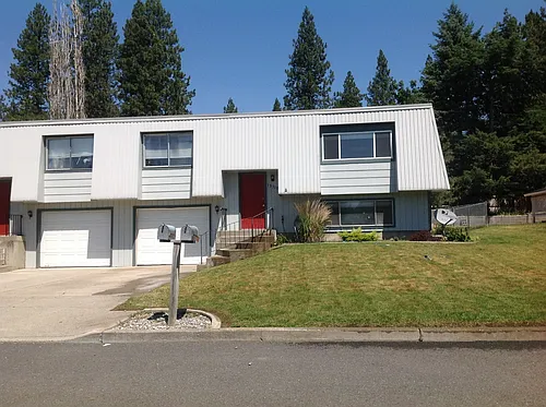 13315-13317 E 26th Ave Photo 1
