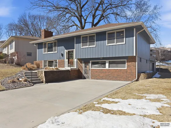 14006 Poppleton Cir, Omaha, NE 68144