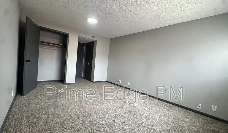 1121 N 28th St #12 — Photo 19