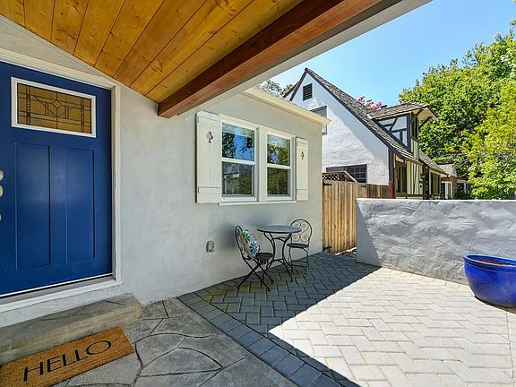 2nd image of 924 Vallejo Way