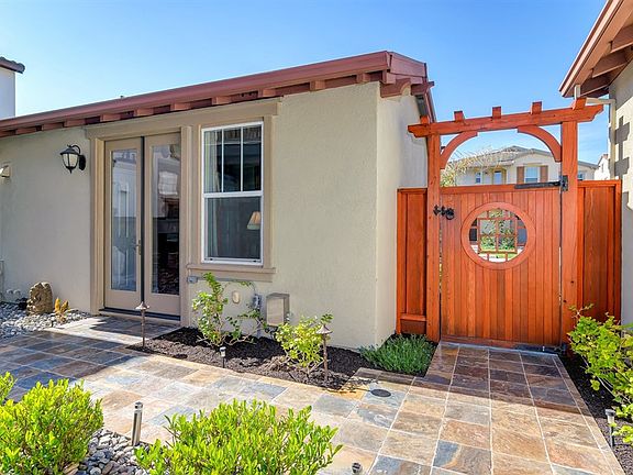 3rd image of 2434 Marsanne St