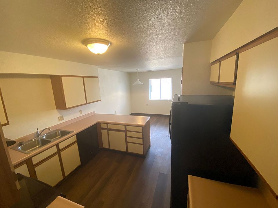 Eastern Townhomes Apartment Rentals Pratt, KS Zillow