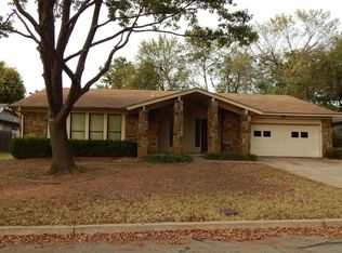 916 W Glenwood St, Broken Arrow, OK 74011