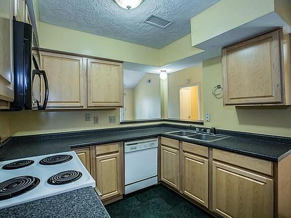 5th image of 22322 Cimarron Pkwy