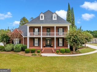 6 Willow Lake Dr, Warner Robins, GA 31093