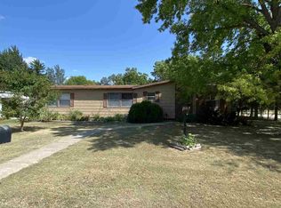 220 N 3rd St, Lenora, KS 67645