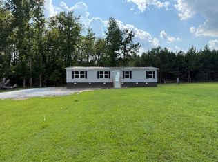 129 Tin Sleep Dr, Whiteville, NC 28472