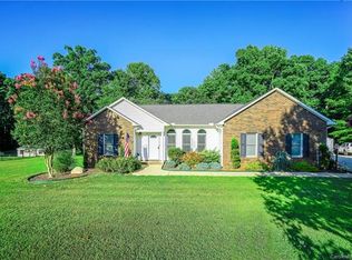 227 Wiggins Rd, Mooresville, NC 28115