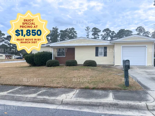 8 Van Buren Dr, Havelock, NC 28532