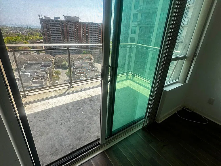 Bayly St — Photo 3