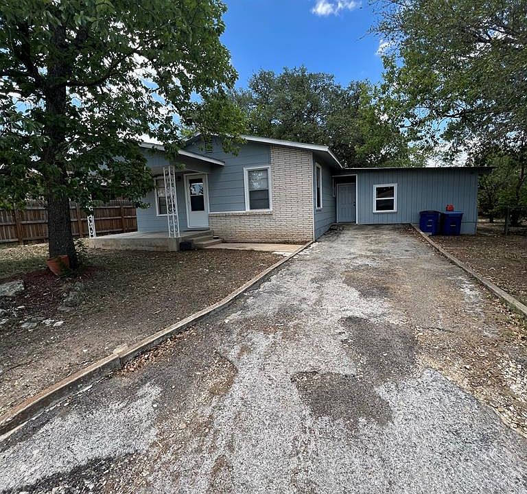 1st image of 502 Antler Dr