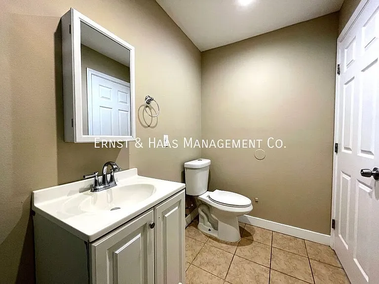 4331 Walnut Ave #C — Photo 11