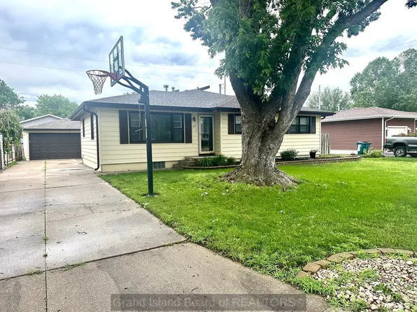 1515 N Taylor Ave, Grand Island, NE 68803