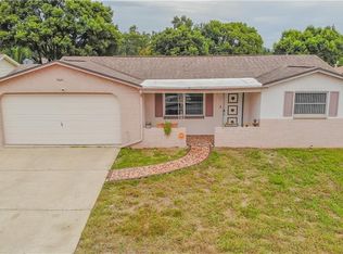 7425 San Moritz Dr, Port Richey, FL 34668