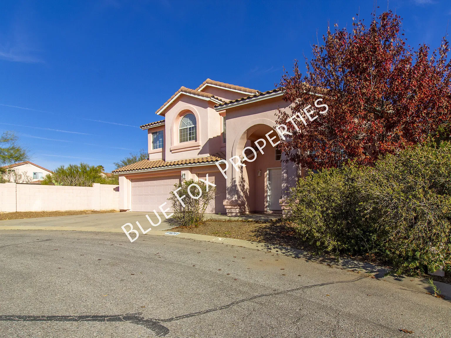 9870 N Double Diamond Place — Photo 1