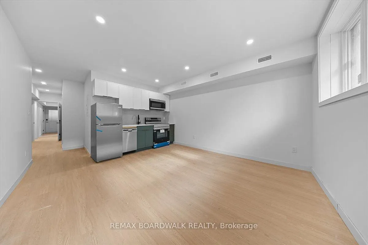 315 Savard Ave — Photo 3