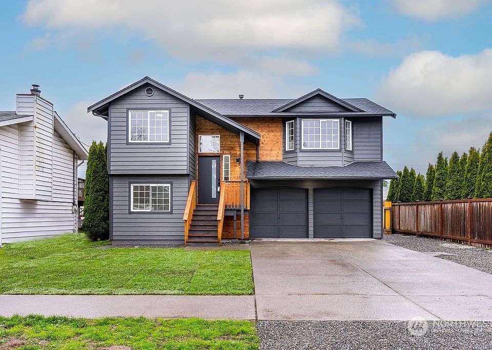 1st image of 2536 56th Avenue NE