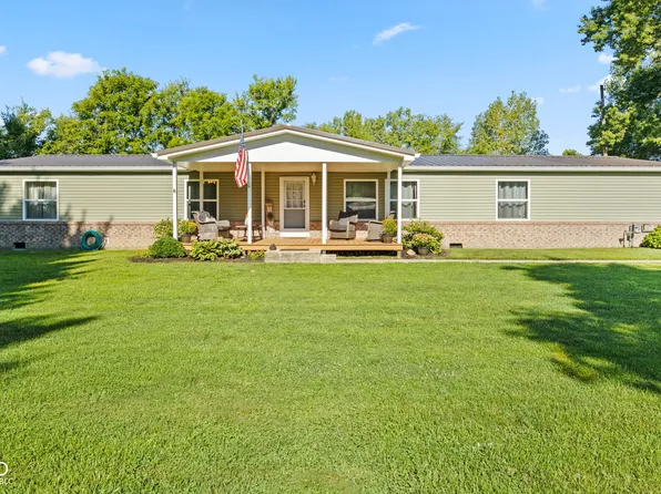 48 W Adams Brick Ave, Martinsville, IN 46151