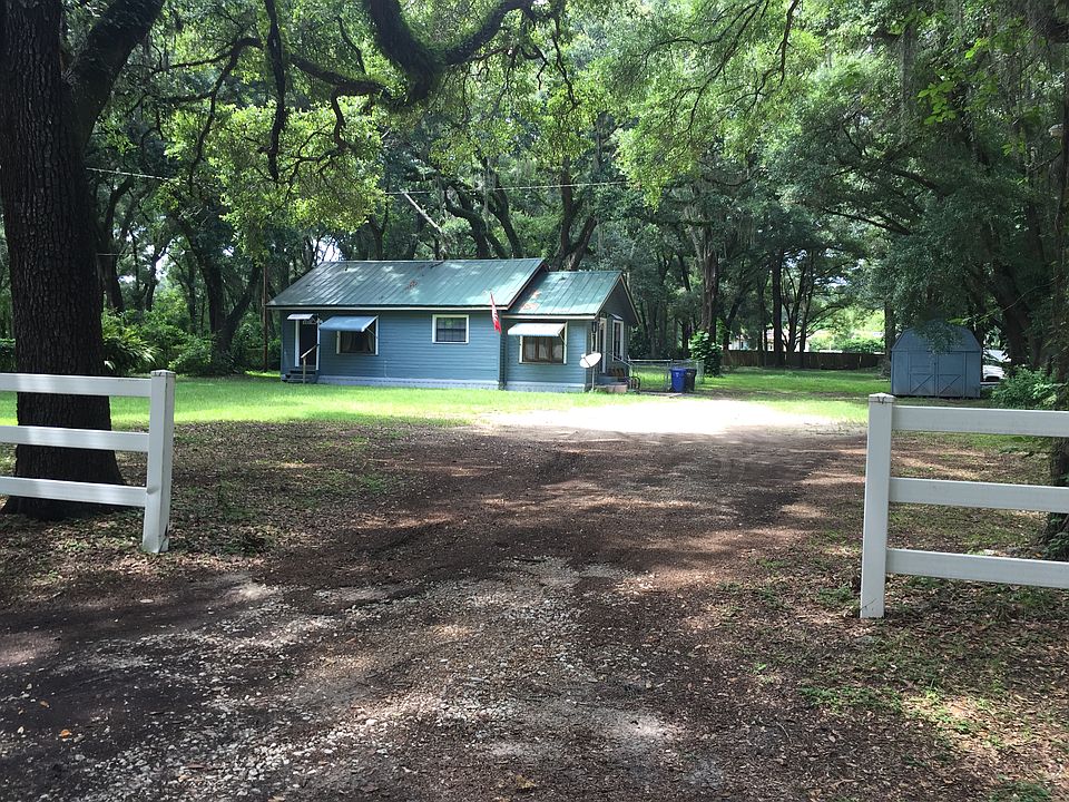 1st image of 3707 Crestwood Dr