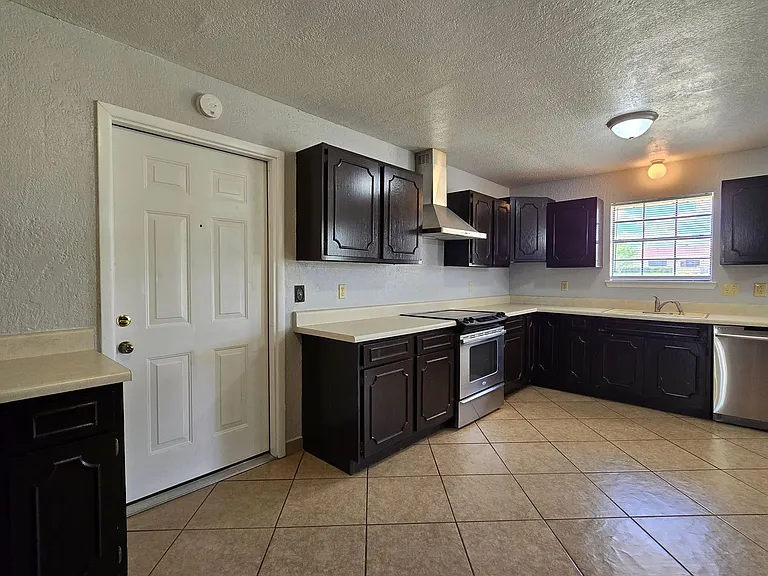 230 Mighty Oak Ln — Photo 7
